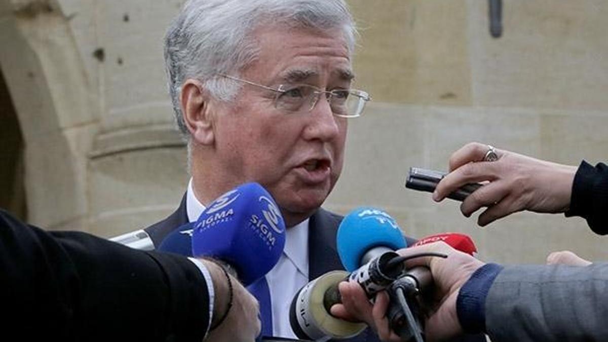 İngiltere Savunma Bakanı Fallon Güney Kıbrıs'ta