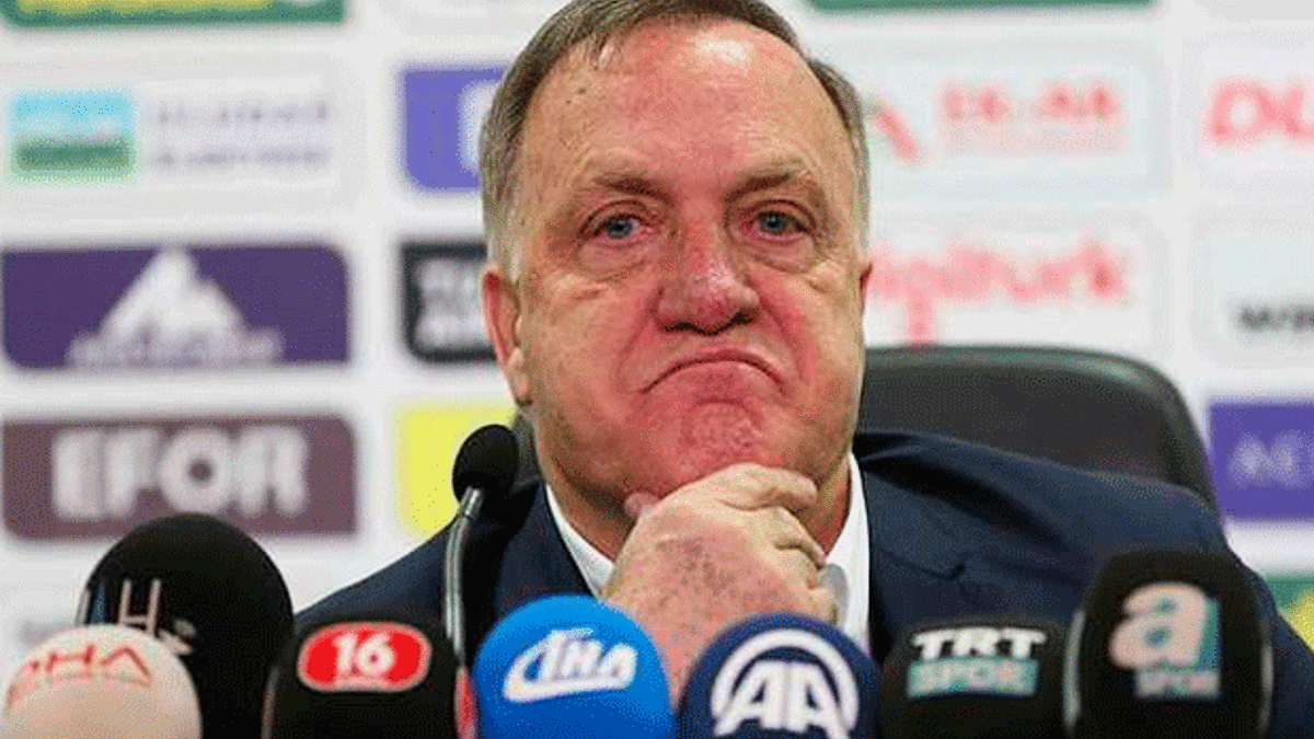 Advocaat ayrılıyor