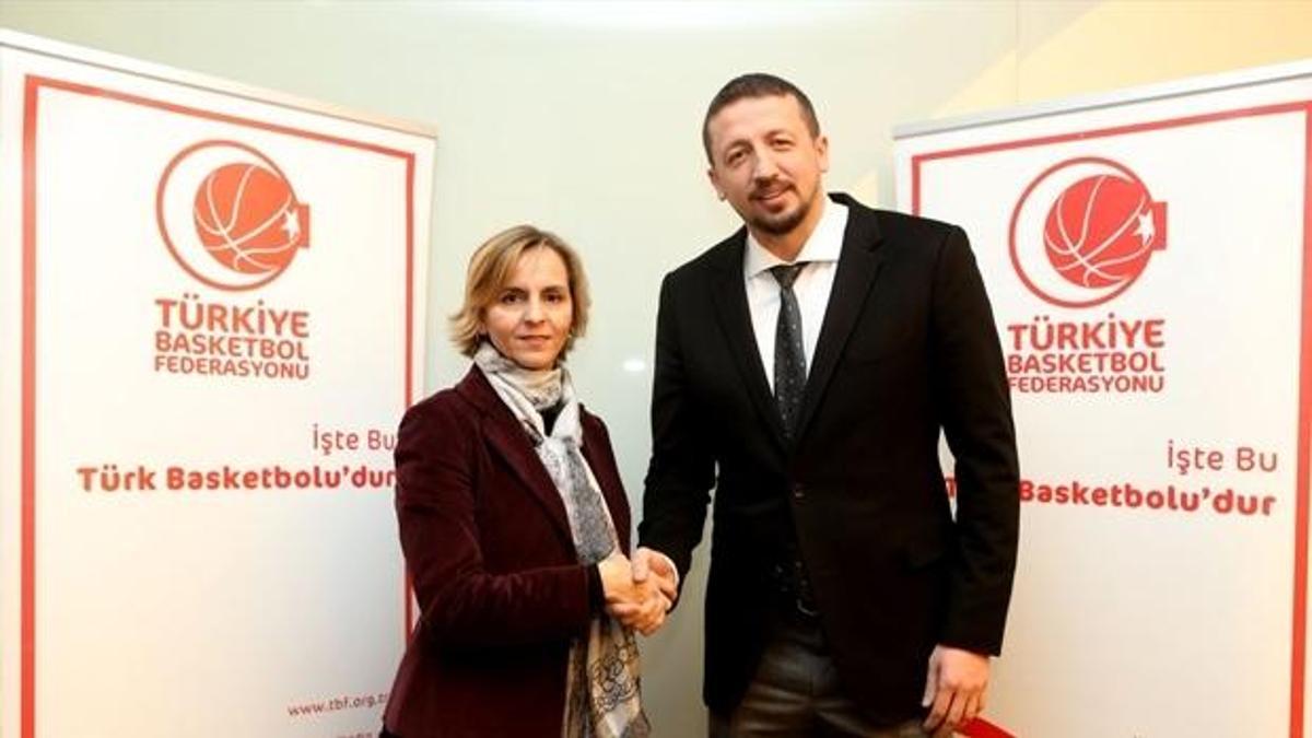 Zeynep Gül Ene'ye milli görev