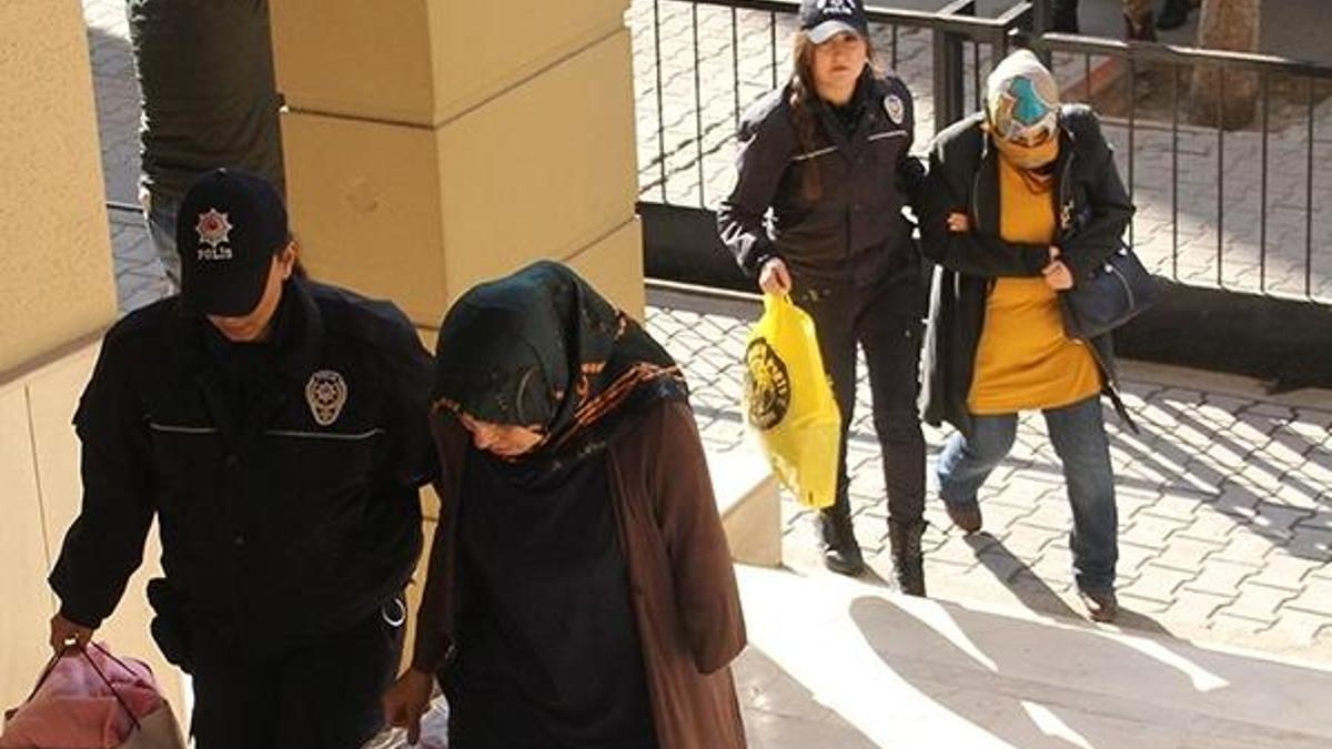 FETÖ operasyonunda 11 öğretmen tutuklandı