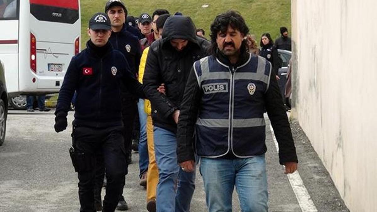 Tek uzman FETÖ'den tutuklandı, poliklinik kapandı