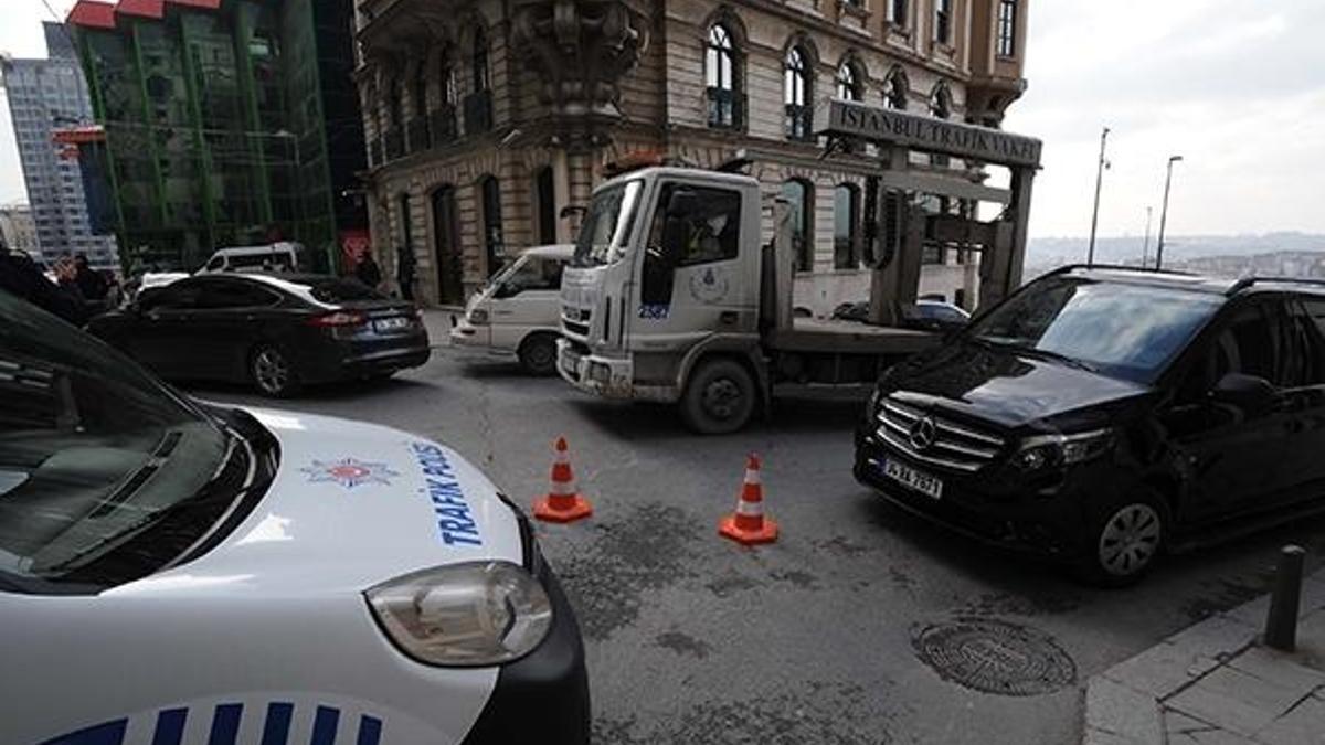 Taksim’de güvenlik önlemleri alındı