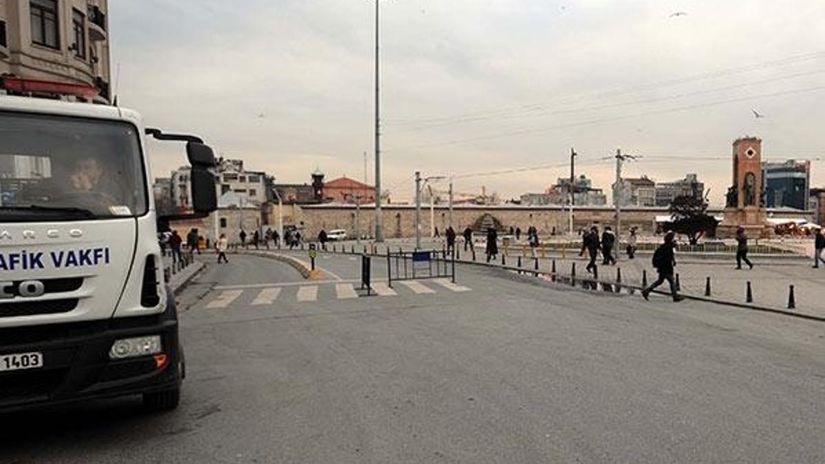 Taksim'e ve İstiklal Caddesi'ne çıkan yollar kapalı tutuluyor