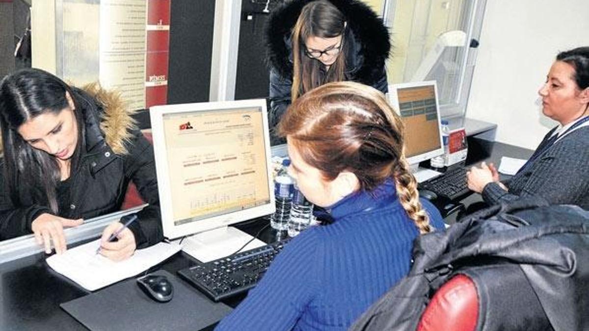 Kasabın bakkalın cebine emekliden 5 milyar lira
