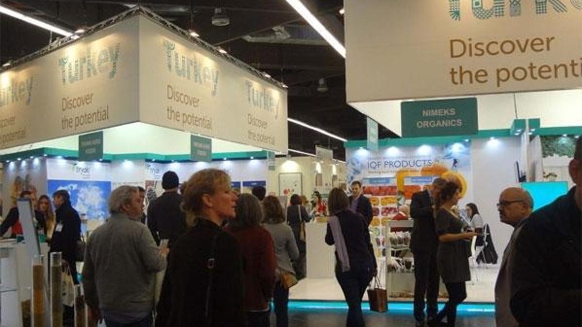 Organik meyve üretiminde dünyada bir numarayız