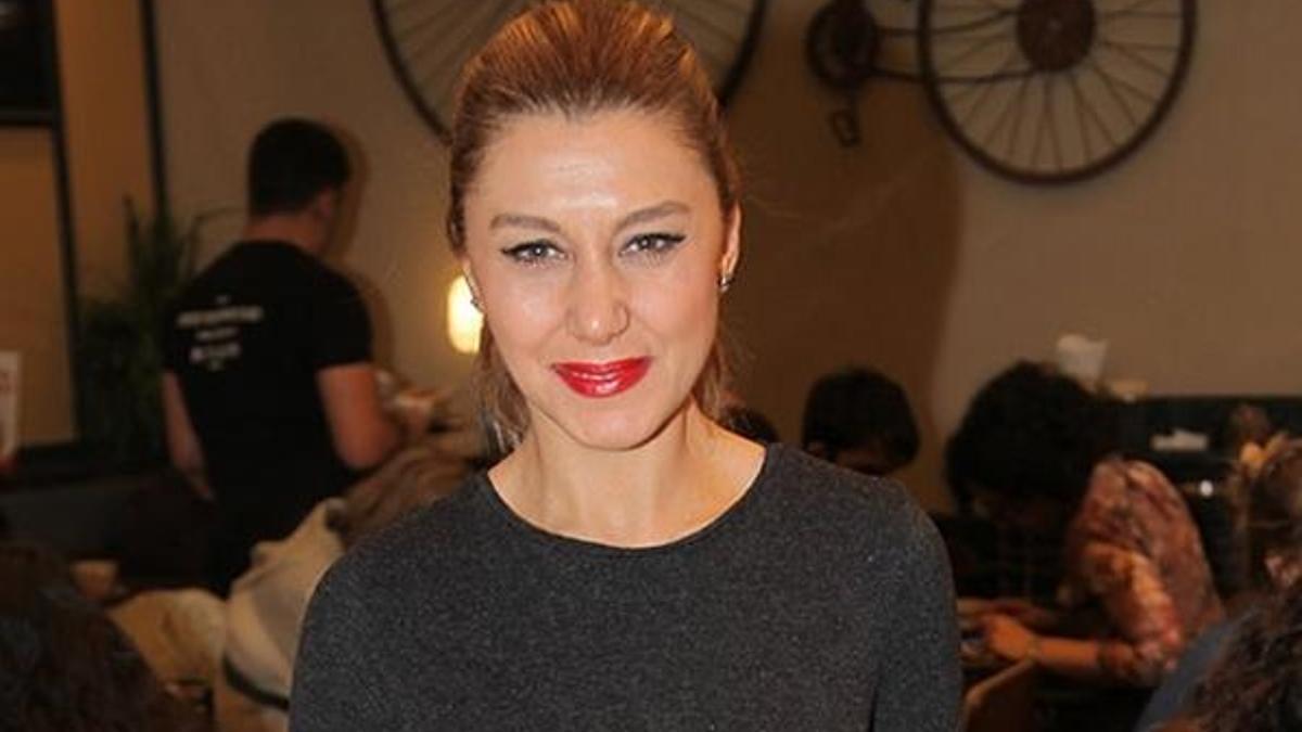 Zeynep Mansur'dan hayranlarına müjde!