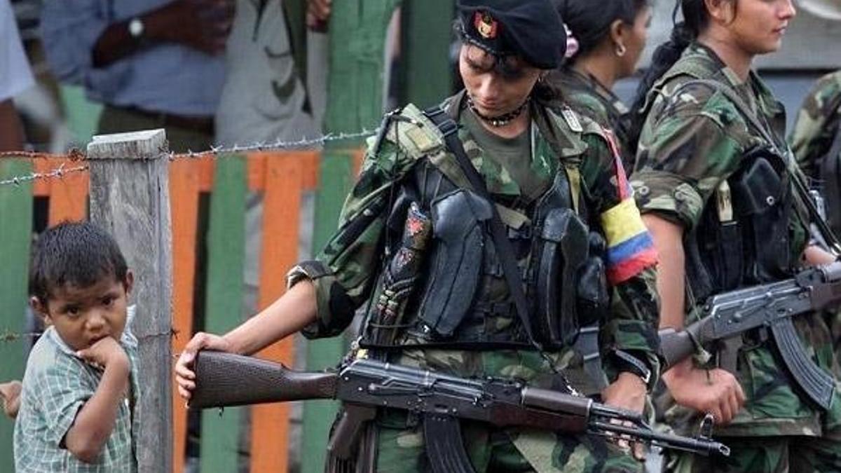Militan, askeri üniformayla yakalandı