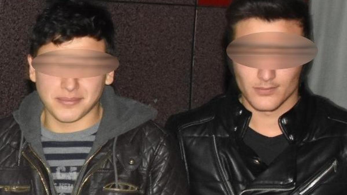 Ağabeyinin sevgilisine mesaj atan kişiyi öldürdü