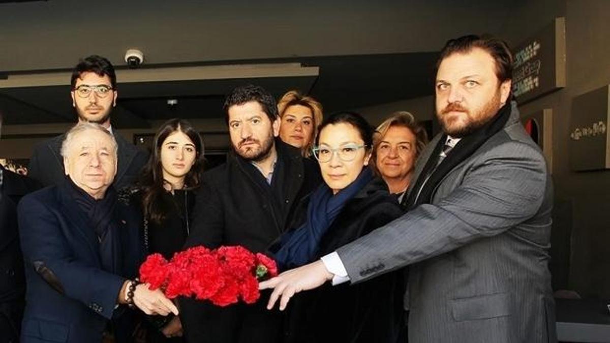 FIA Başkanı, Reina'ya karanfil bıraktı
