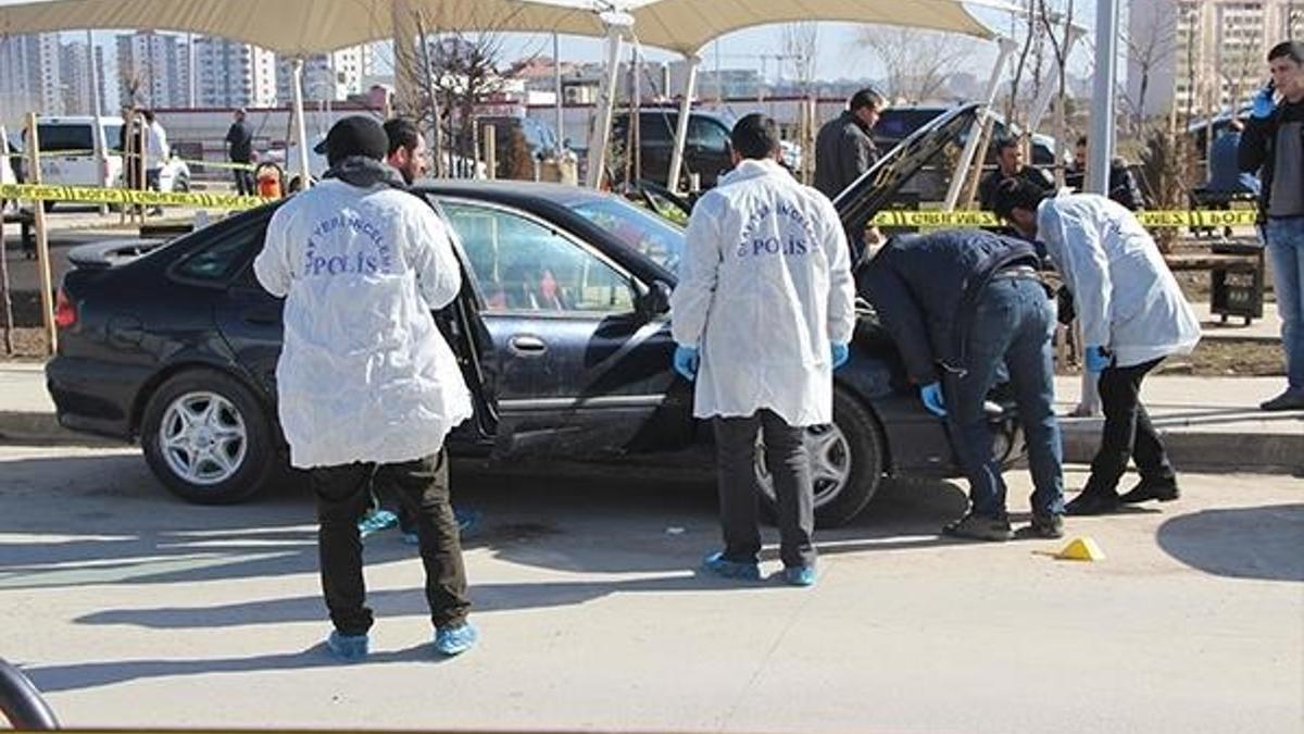 Diyarbakır'da hastane önünde çatışma; 1 ölü, 3 yaralı