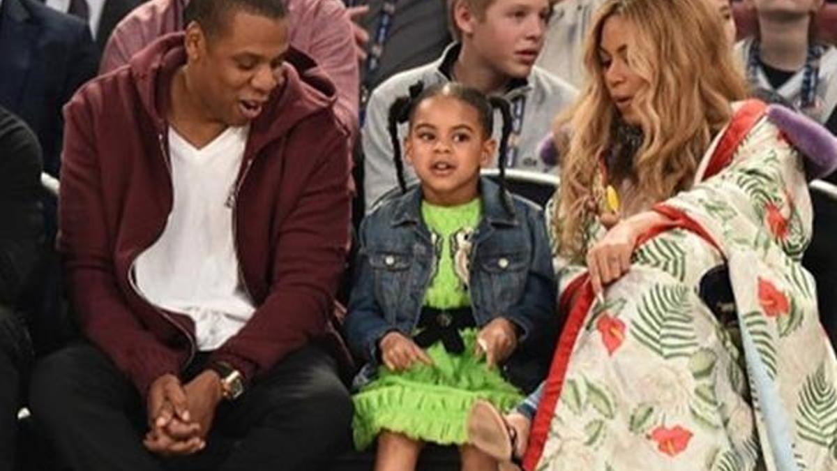 Beyonce ailesi ile All Star'ı izledi!