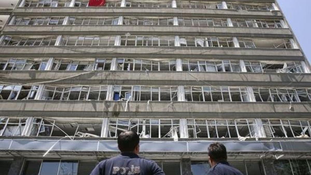 Ankara Emniyet Müdürlüğü yıkılıyor!