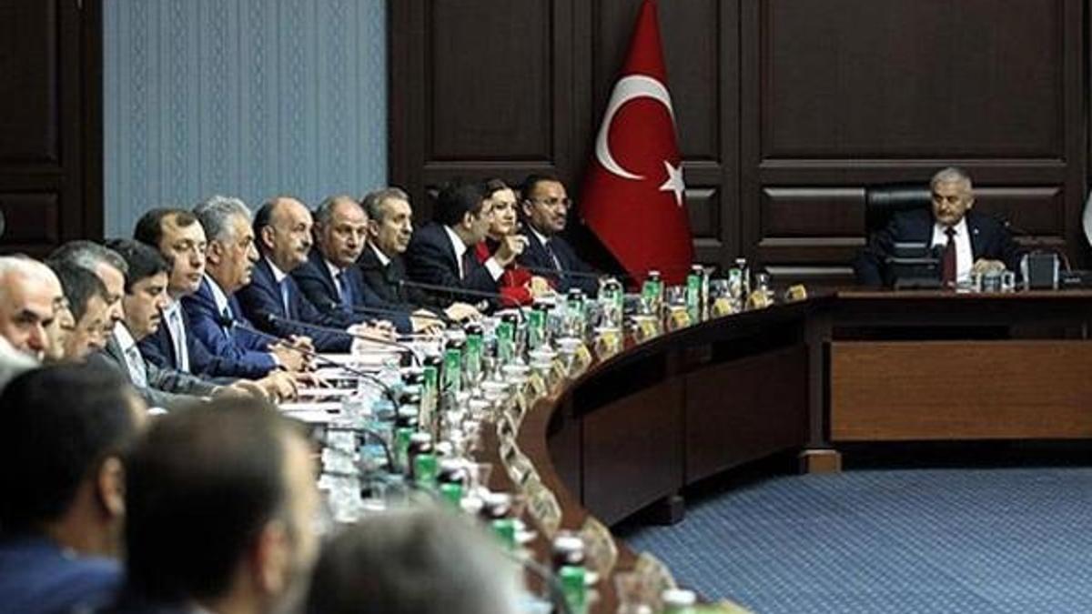 AK Parti MYK toplantısı sona erdi