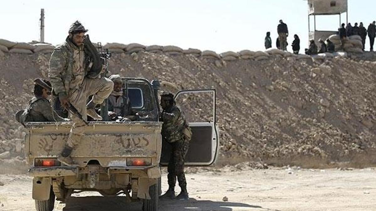 Reuters: ABD destekli SDG Deyr-i Zor'a girdi