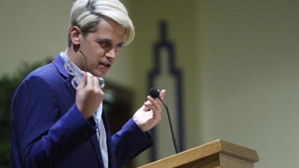 Yiannopoulos 'pedofili' sözleri nedeniyle istifa etti