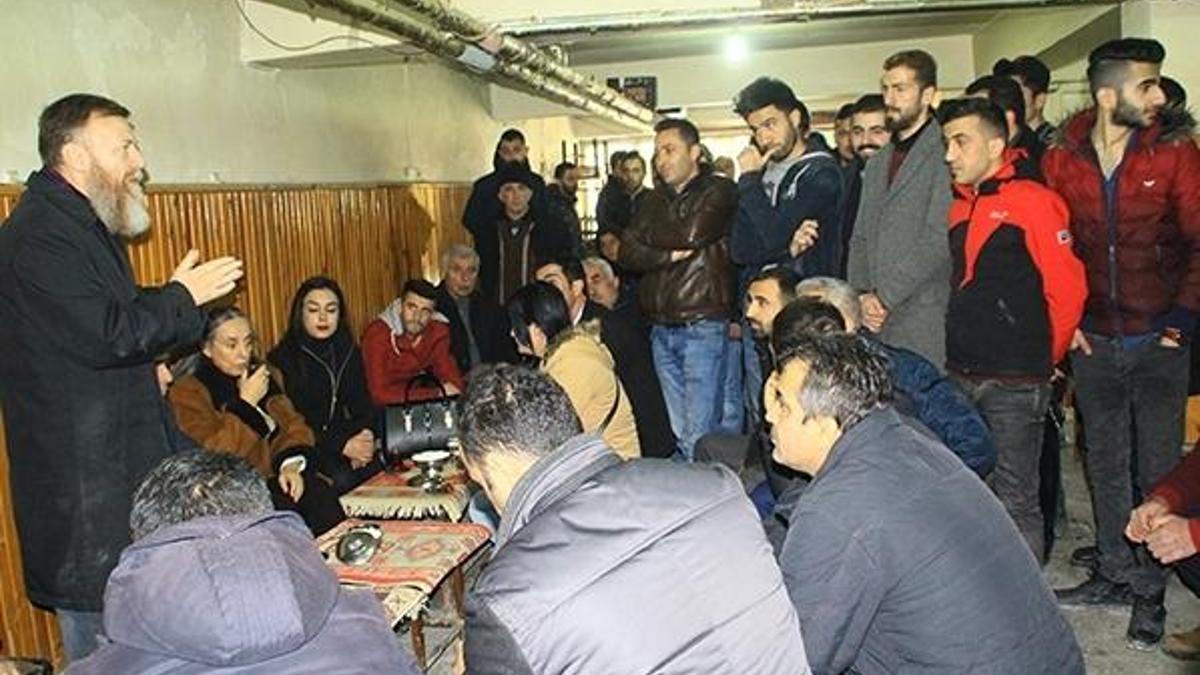 CHP'li Atıcı Hakkari’de protesto edildi