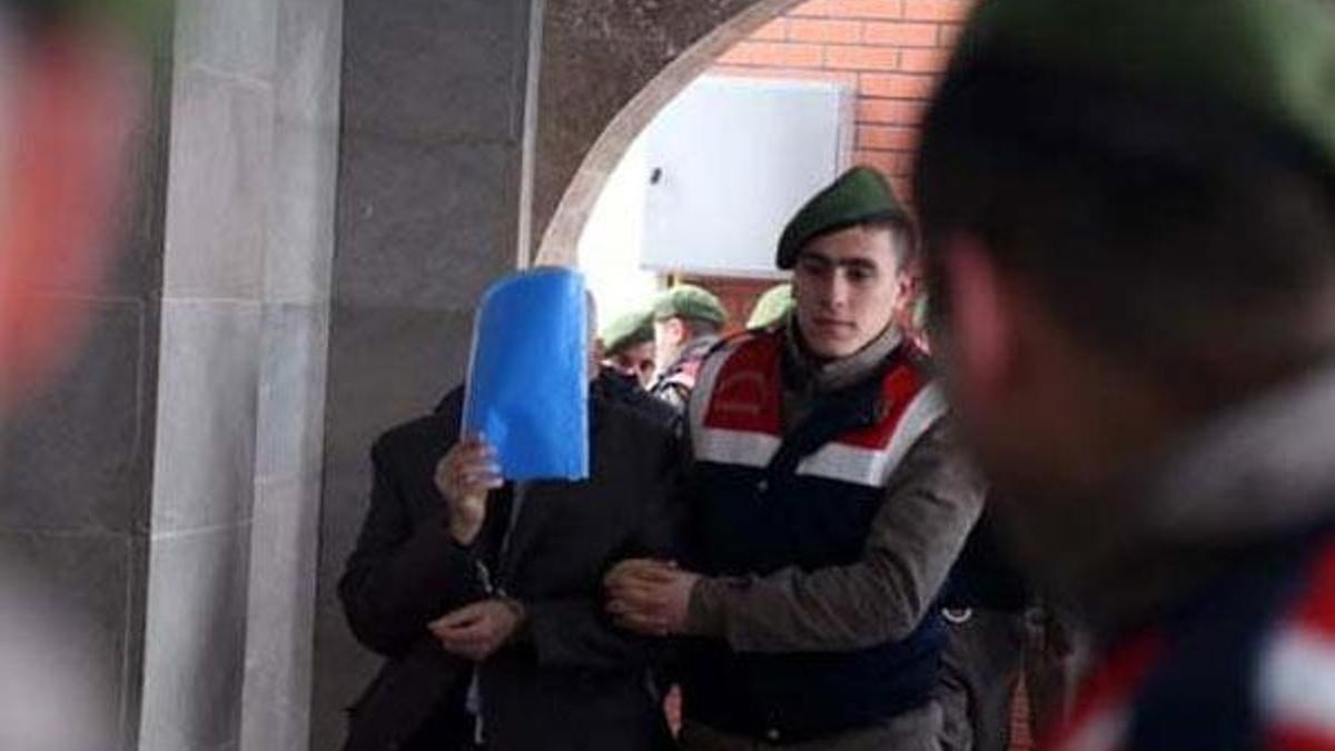 Tatil rezervasyonunu darbe girişiminden önce iptal etmiş!