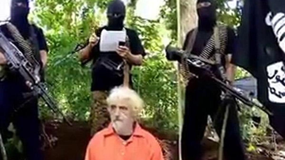 Almanya görüntüleri doğruladı! Kafası kesilerek infaz edildi
