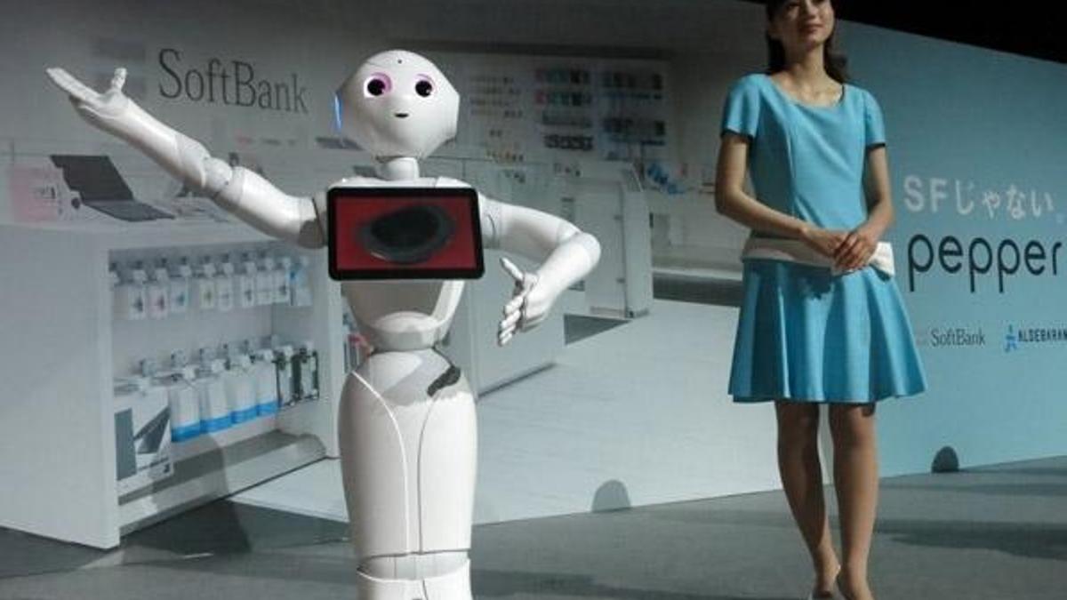 "Robotlar 30 yıl sonra insanları geçecek"