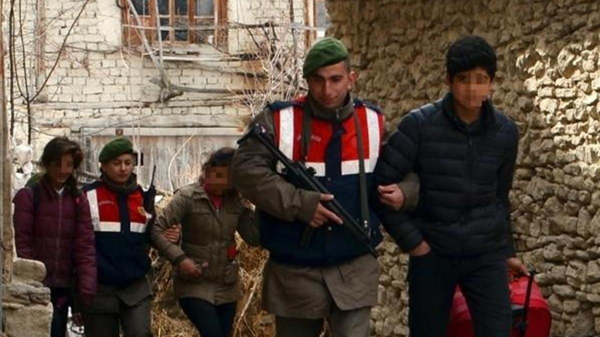 Kayıp çocuklar köyde bulundu