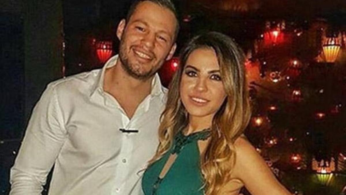 Avatar Atakan'dan aşk dolu paylaşım