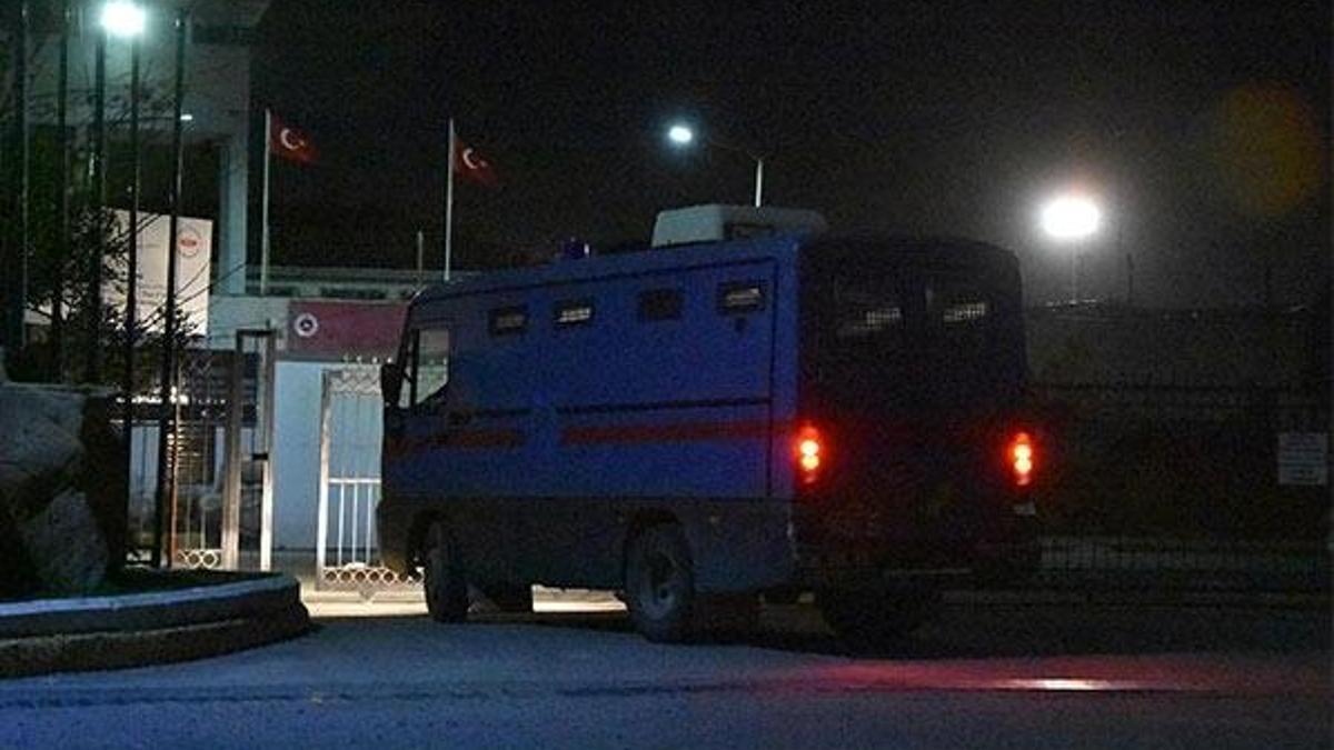 Cezaevinde intihar girişimi