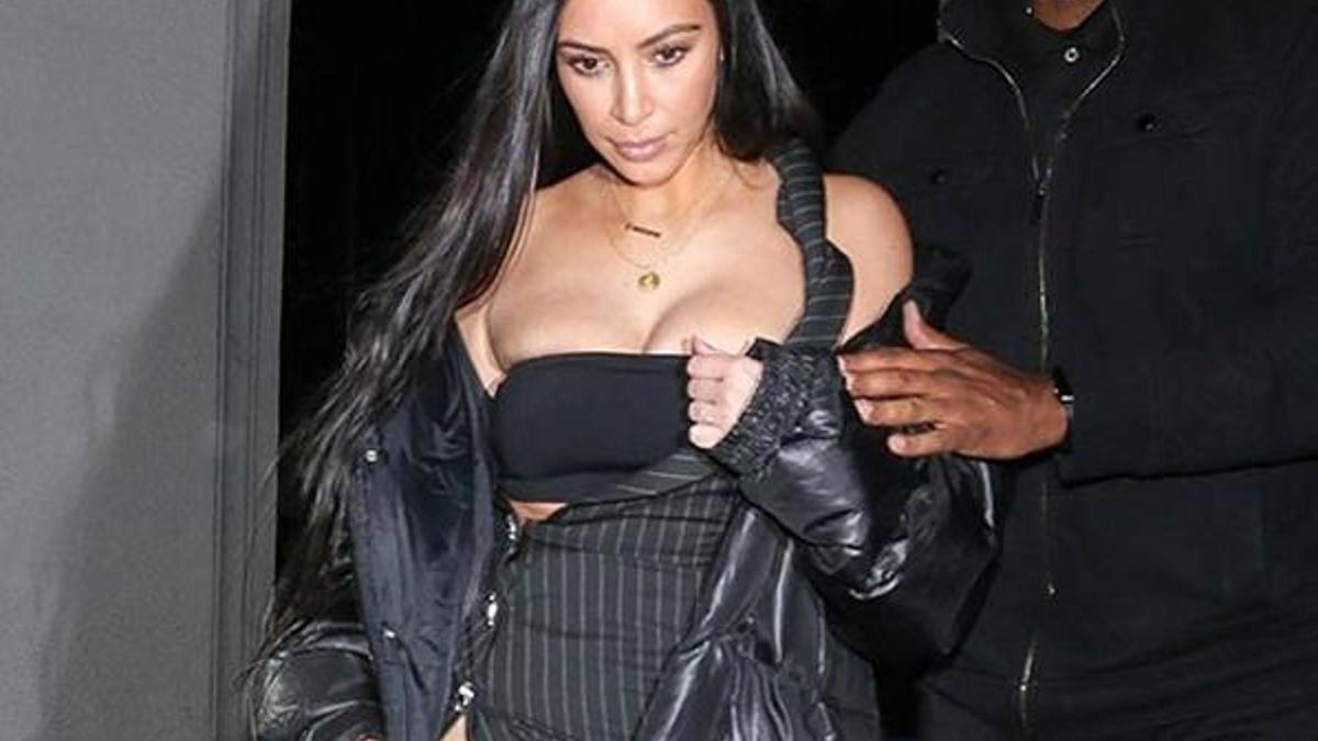 Kim Kardashian'ın yağları dışa taştı!