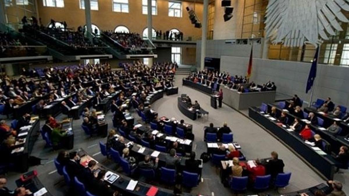 Alman Parlamentosu'na bağlı gazeteden küstah propaganda!