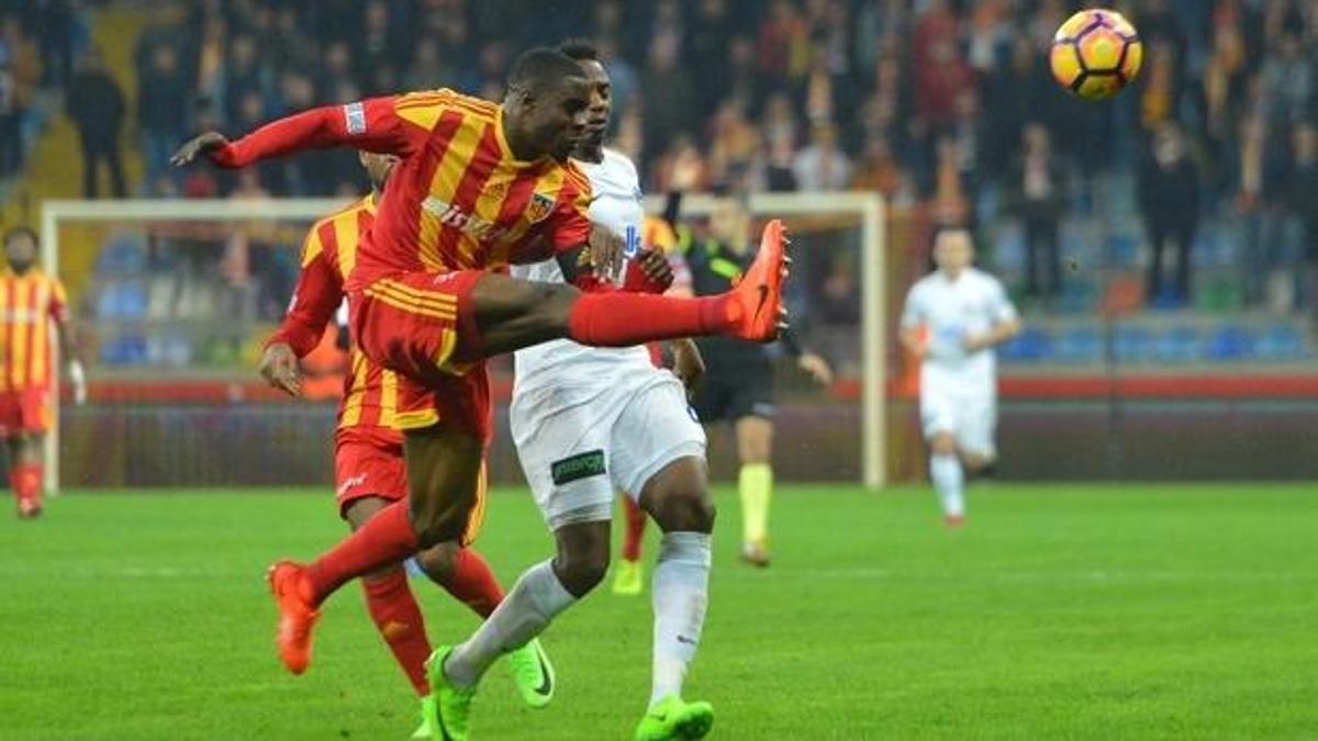Kayserispor 3 puanı son anlarda kaçırdı