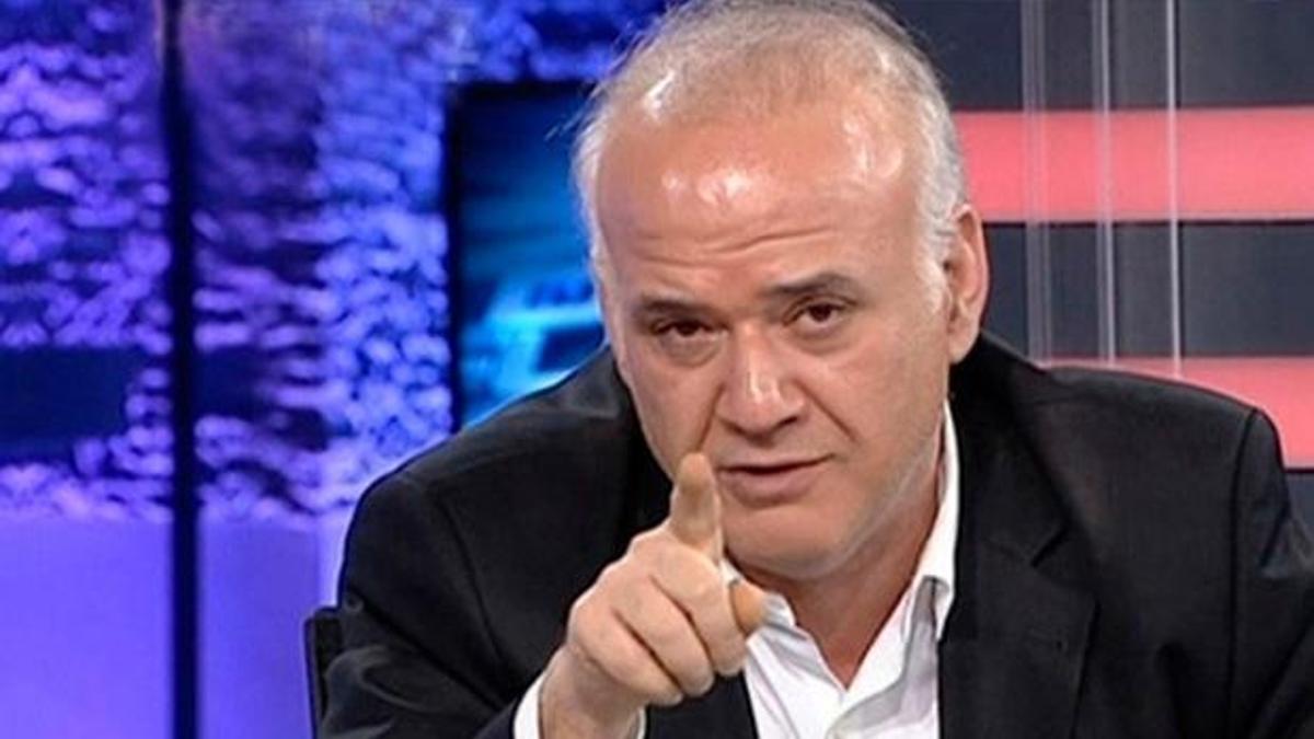 Ahmet Çakar: Utanmadan secdeye eğiliyor!