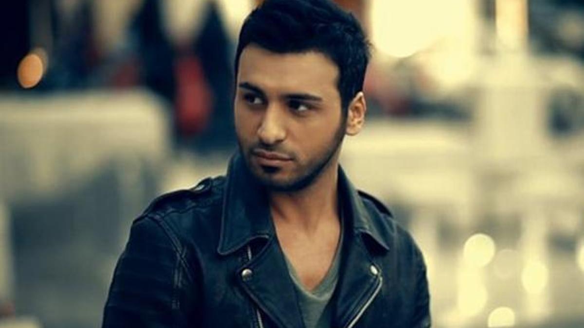 Emre Kaya'ya 'Yılın En İyi Erkek Pop Sanatçısı' ödülü