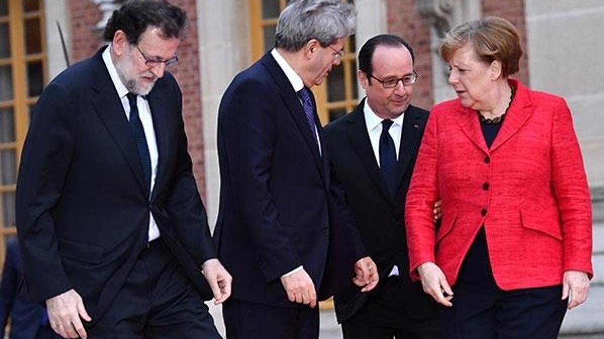 Merkel: Kurduğumuz her şey yıkılabilir