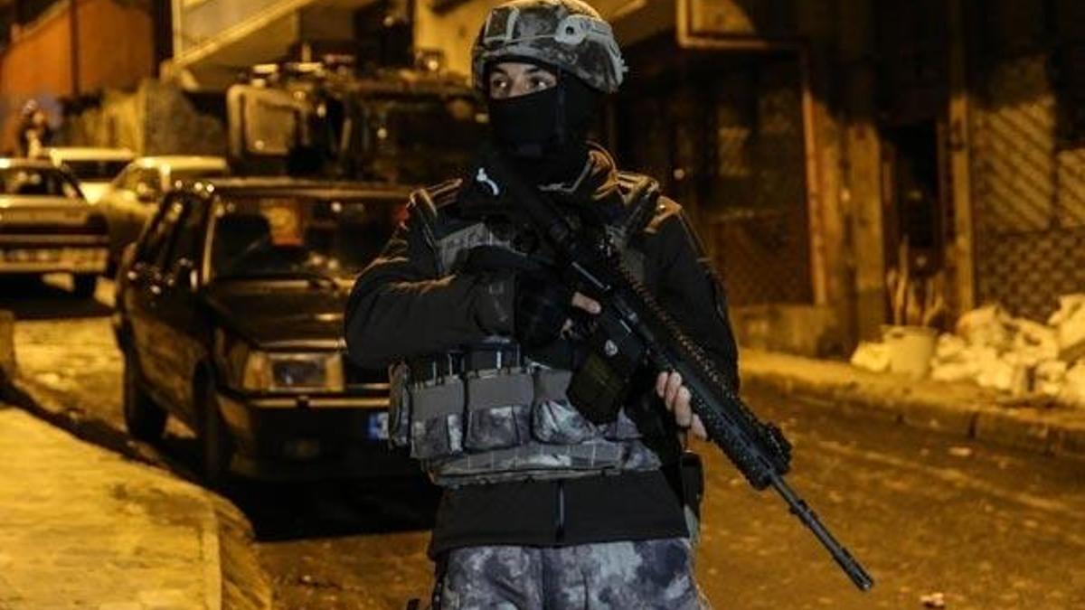 YPG'li teröriste İstanbul'da gözaltı