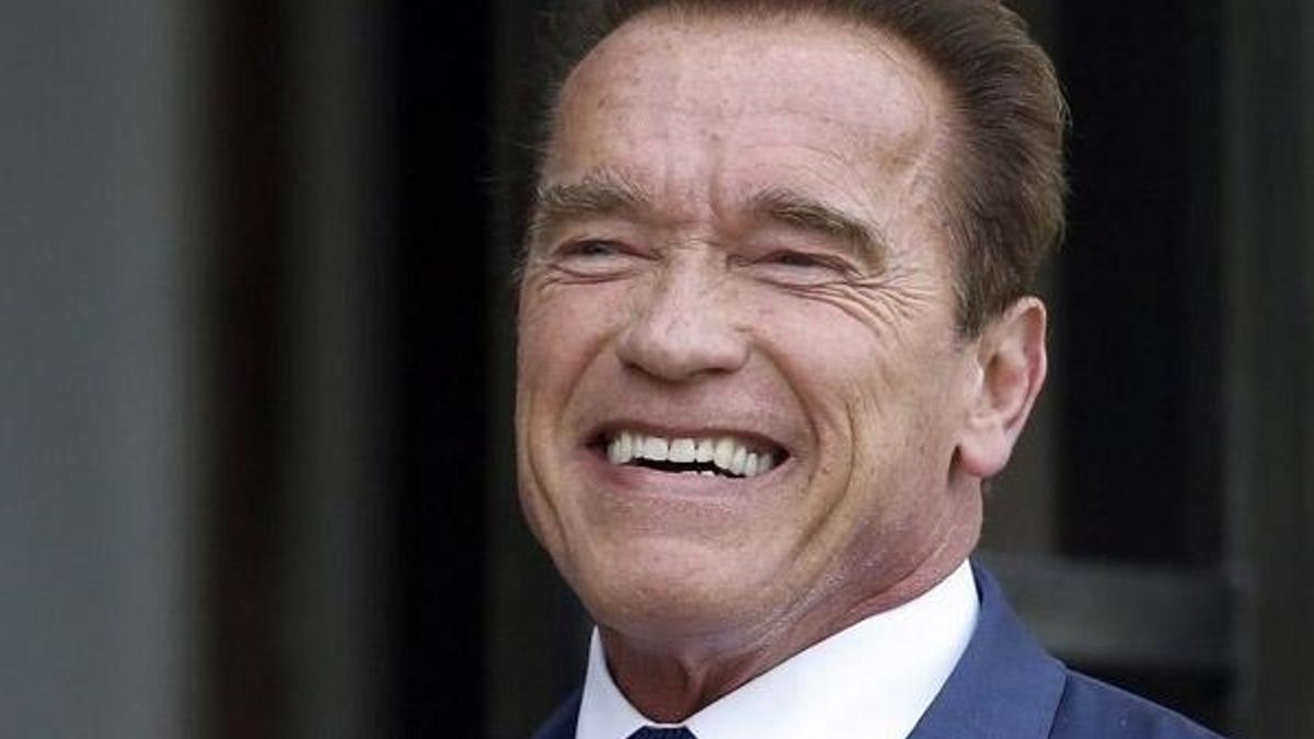 Arnold Schwarzenegger: Trump bana aşık