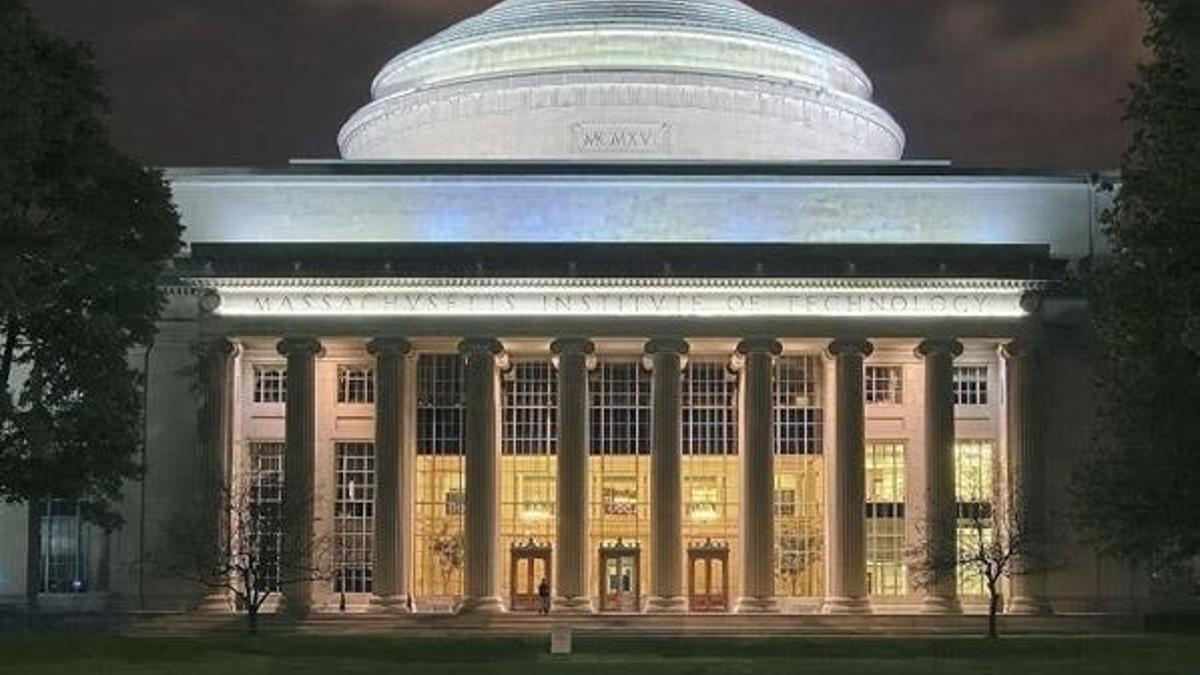 MIT, kurallara uymayanlara 250 bin dolar ödül!