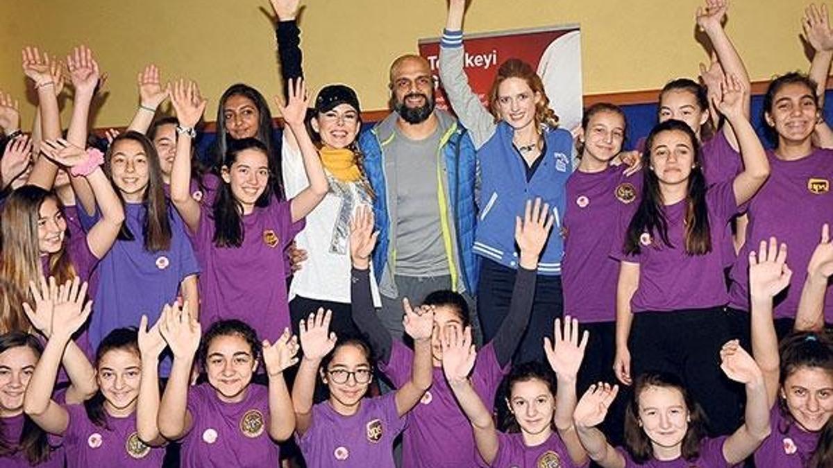 120 öğrenci ile spor yaptılar