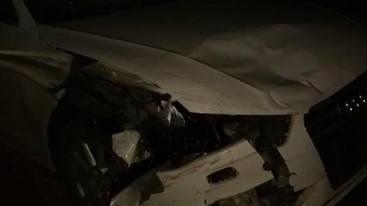Vekilin arabası motosikletle çarpıştı