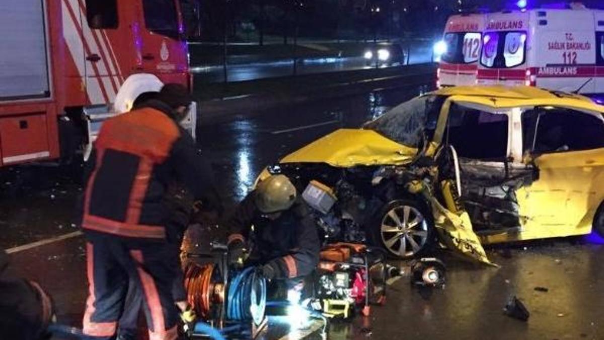 Ters yöne girdi! Kaza yapınca kaçtı