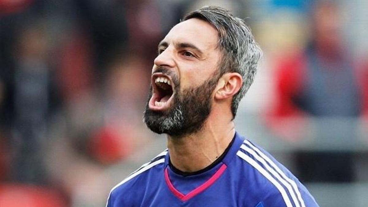 Ramazan Özcan'dan flaş karar!