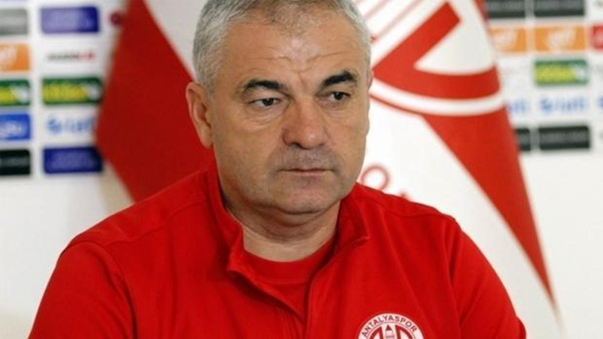 Rıza Çalımbay: Beşiktaş'ın kadrosu çok geniş