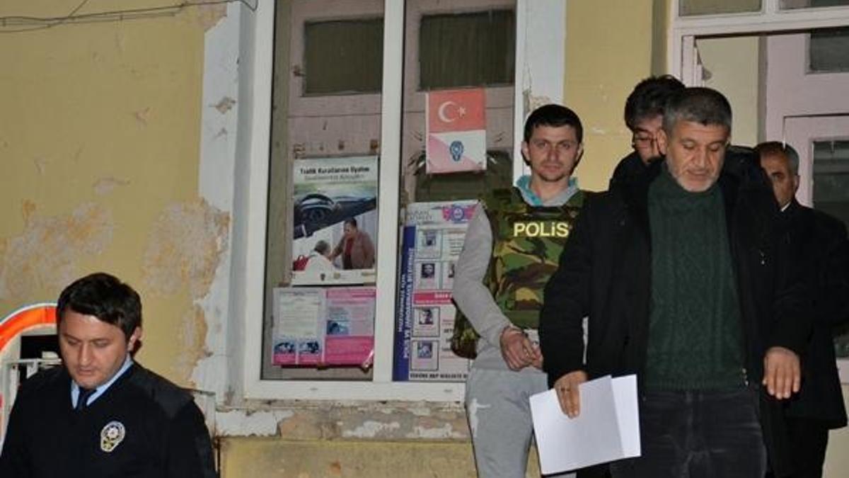 Suriyeliler ev sahibini öldürüp parasını çaldı