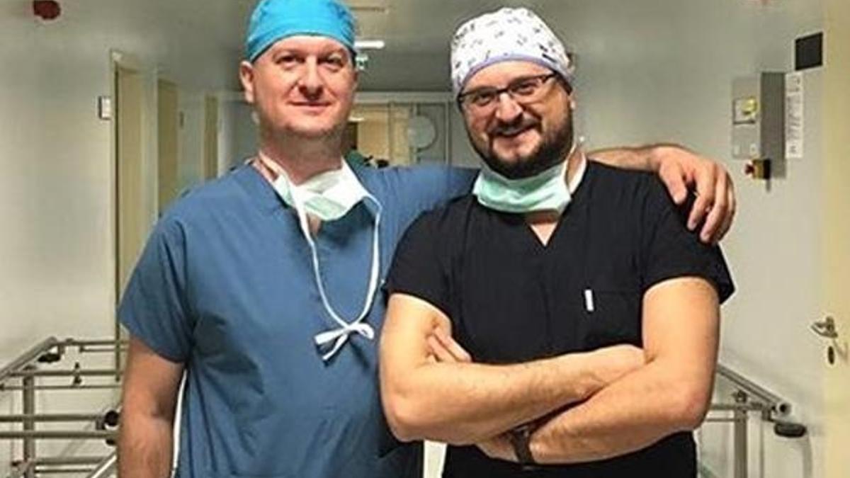 Beyin cerrahı kardeşler aynı hastanede görev yapıyor!