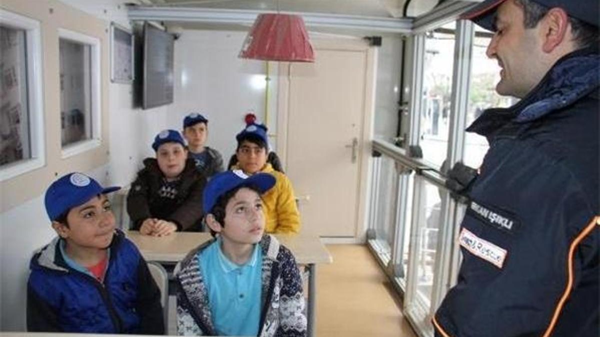 'İstanbul depreminde en düşük ihtimalle 145 bin kişi ölecek'