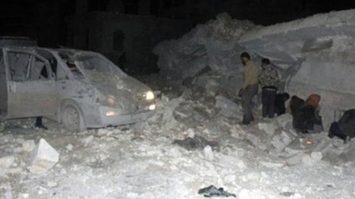 Suriye'de namaz esnasında katliam: 58 ölü