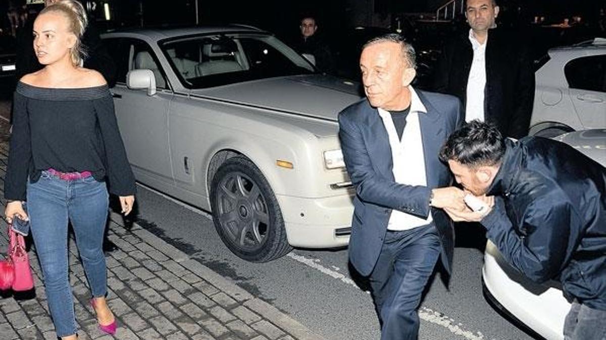 Ağa’nın eli tutulmaz