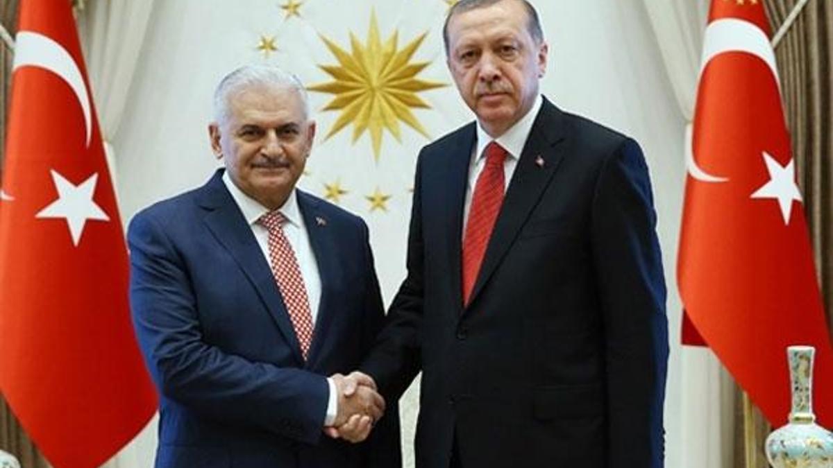 Valilik binasında kritik zirve