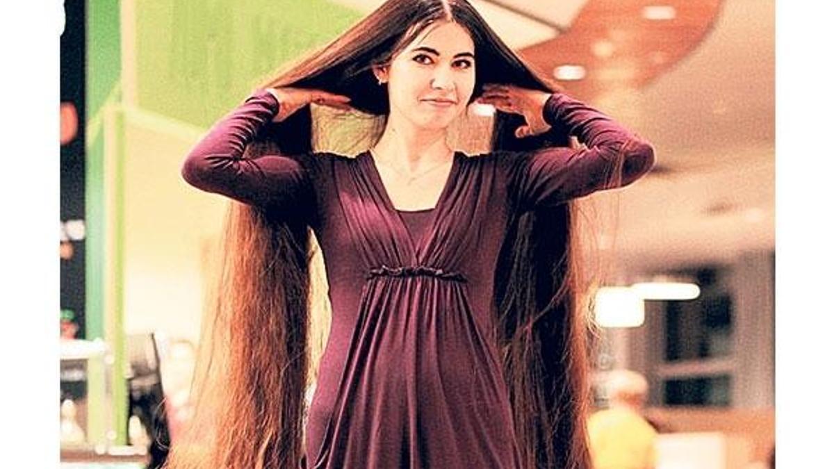 Rapunzel kitaptan fırladı