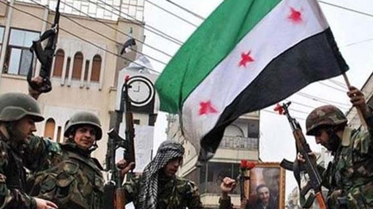 Muhalifler Şam'da kuşatmayı kırdı