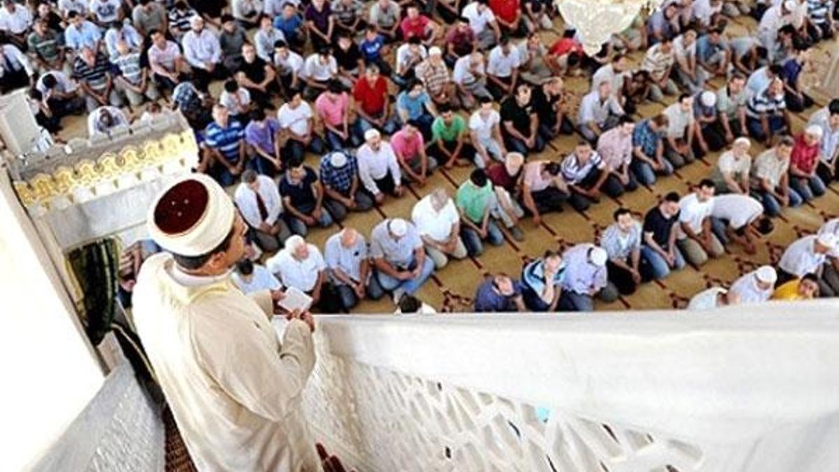 Mısır'da o imam görevden uzaklaştırıldı