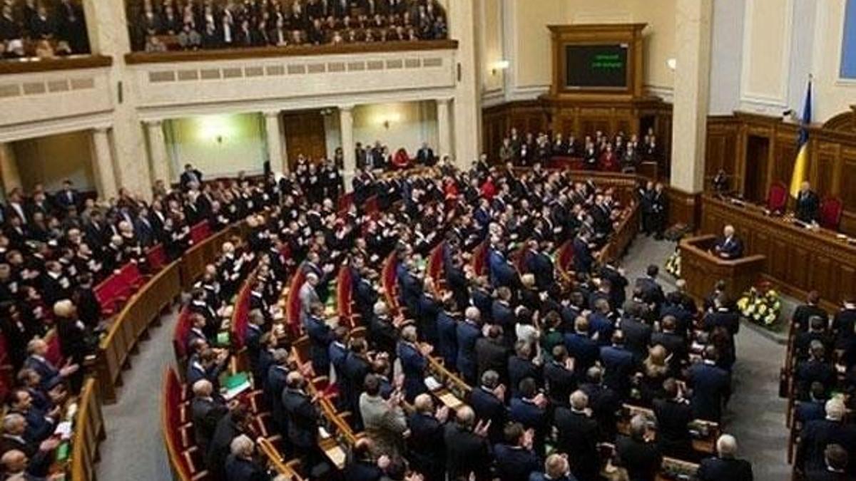 Siyasilerin telefon numaraları yayınlandı